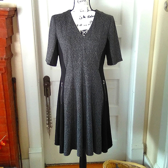 WOMEN'S DRESS by "LIZ Claiborne" sz 12 - Picture 1 of 9